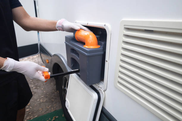 Portable Toilet Options We Offer in Brooklyn Park, MD